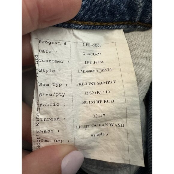 Lee X Hey Dude Collab Jeans Women’s Side 10 Straight Leg Light Wash Rare - Picture 2 of 7